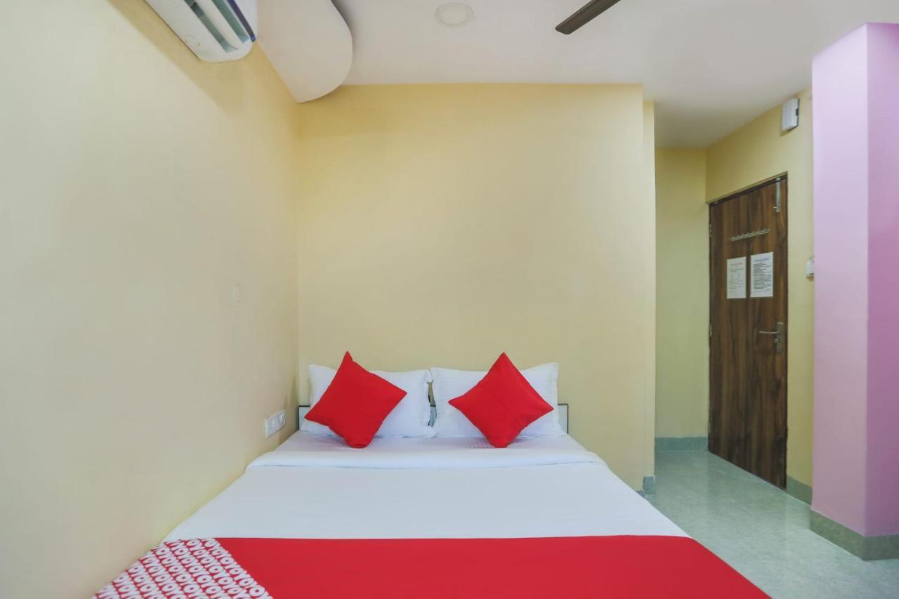 Oyo 62042 Niloy Guest House Jādabpur Kültér fotó