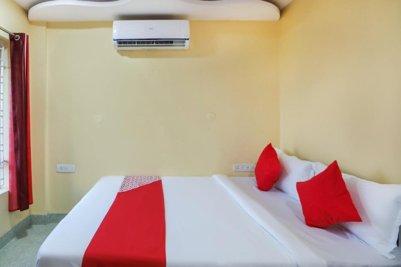 Oyo 62042 Niloy Guest House Jādabpur Kültér fotó