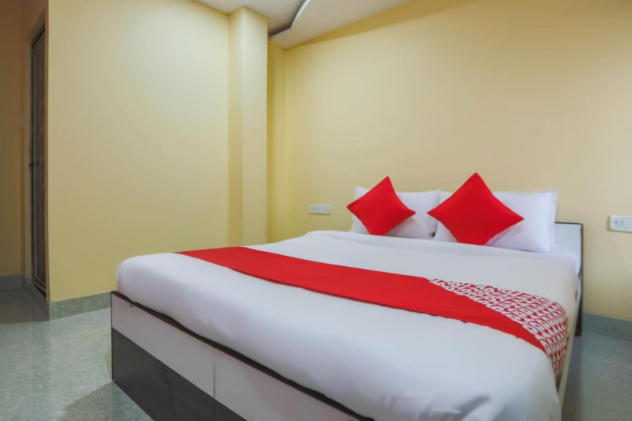 Oyo 62042 Niloy Guest House Jādabpur Kültér fotó