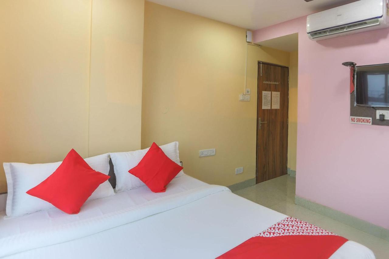 Oyo 62042 Niloy Guest House Jādabpur Kültér fotó