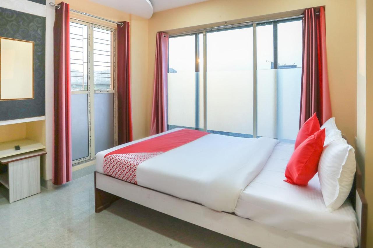 Oyo 62042 Niloy Guest House Jādabpur Kültér fotó