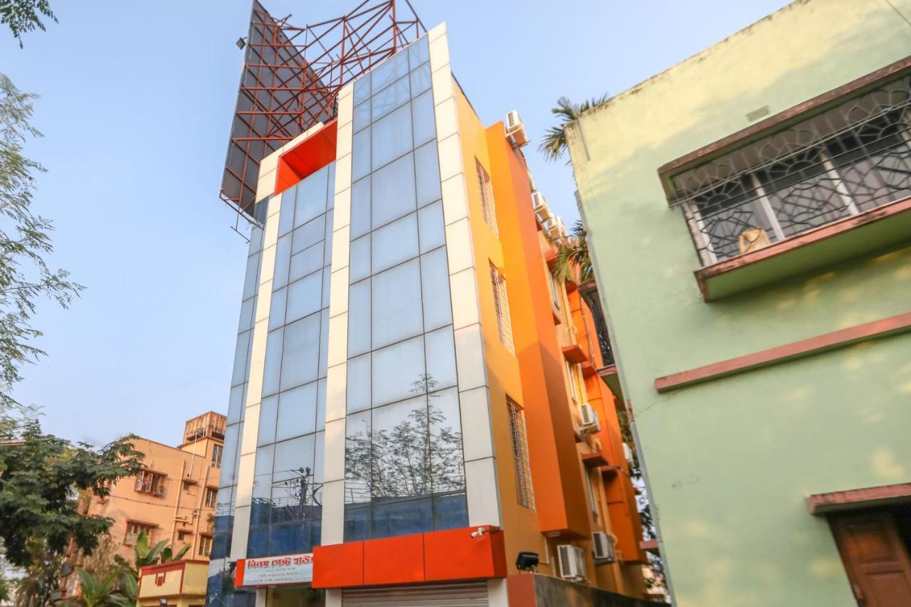 Oyo 62042 Niloy Guest House Jādabpur Kültér fotó