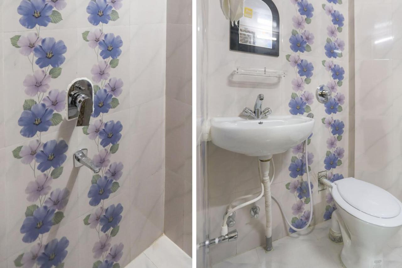 Oyo 62042 Niloy Guest House Jādabpur Kültér fotó