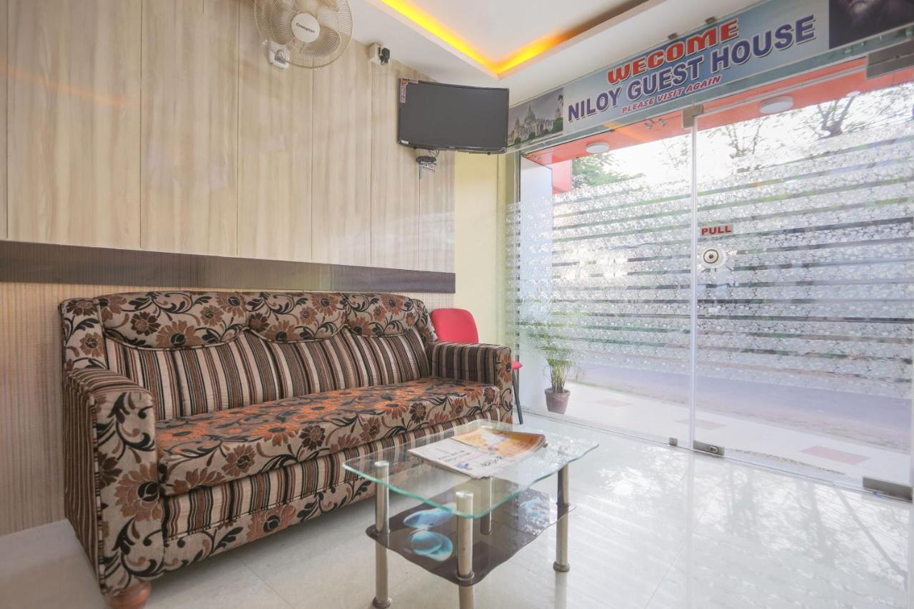 Oyo 62042 Niloy Guest House Jādabpur Kültér fotó